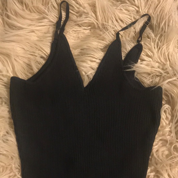 Spaghetti strap black dress with high slit - Picture 2 of 5